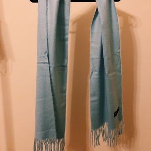100% cashmere scarf
